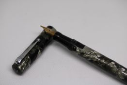 14ct Gold nib Watermans fountain pen with original
