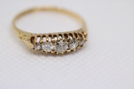 18ct Gold 5 diamond ring Size U Weight 3.7g Appro