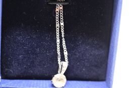 Swarovski chain & pendant