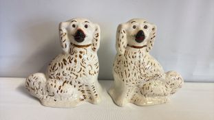 Pair of glazed ceramic spaniel ornaments
