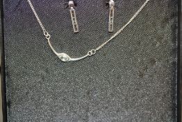 Boxed silver necklace & earring set