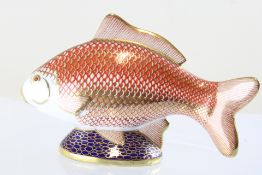 Royal crown derby golden carp silver stopper