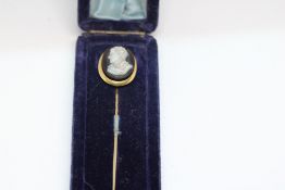 Yellow metal Victorian stick pin