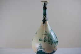 Hadley Worcester vase (height 21cm)