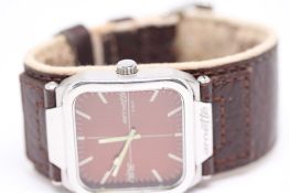 Amette wristwatch with leather strap