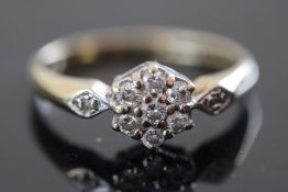 9ct Gold ring set with diamonds Size M 2.0g