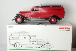 Marklin Metall 1989 Reichspost clock work truck in