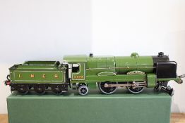 Hornby flying Scotsman 4472 with tender & box