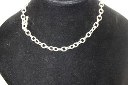 Silver t-bar neck chain