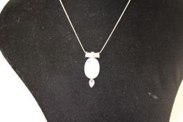 Silver oval necklace