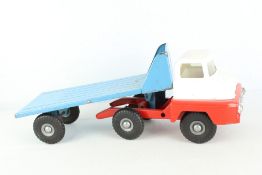 Tri-ang Transport Pressed-Steel Toy Lorry with Flatbed Trailer