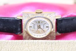 Ladies Vintage Fero Mechanical Watch in Box.