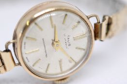 Ladies 9ct Gold Talis Mechanical Watch with 17 jew