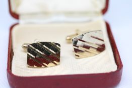 Gents Diamond Cut 22ct Gold Plated Cufflinks in Bo