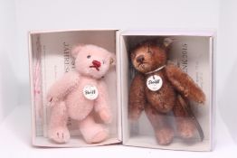2x Boxed small Steiff bears