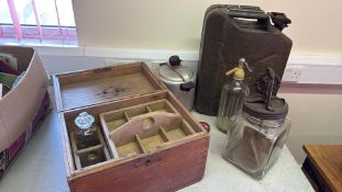 Group of vintage pine compartment box, glass jar with grinder lid and assorted accessories