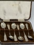 Set of 6 cased silver spoons with full Birmingham