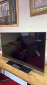 Samsung UE40H5000AK 40in Flat-Screen Television with Remote