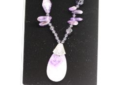 Amethyst style chain & pendant