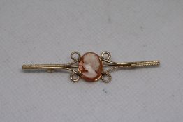 9ct Gold cameo brooch