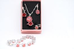 Silver jewellery suite - chain & pendant, earrings