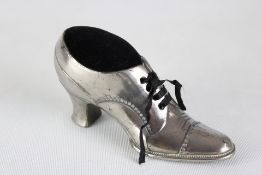 Large shoe pin cushion