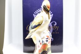 Royal crown derby green woodpecker with gold stopp