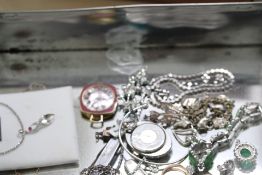 Unsorted jewellery to include silver