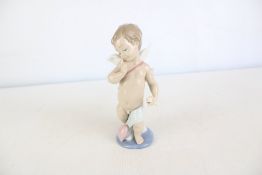Lladró porcelain putto figure, Daisa, hand made in Spain