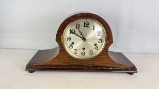 Oak cased mantel clock with brass movement