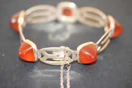 9ct Gold bracelet with 5 carnelian stones