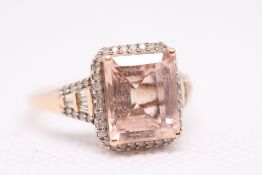 14ct Gold ring set with diamonds & large emerald c