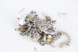 Bag of scrap silver Weight 28g