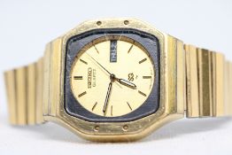 Gents Seiko SQ Quartz 7123-5160 watch Very clean