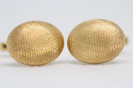 Pair of 9ct gold cufflinks Weight 8.3g