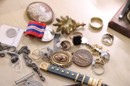 Unsorted collection of medal, costume jewellery &