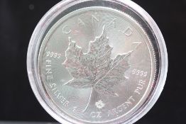 1oz fine silver Canadian maple leaf 5 dollar silve