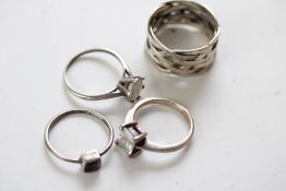 4 Silver rings