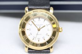 Gents Solvil et Titus Gold Plated Quartz Watch in Box.