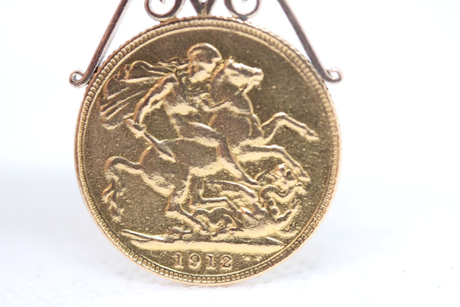 LIVE General Auction  - Jewellery, Watches, Glass, Ceramics & collectables
