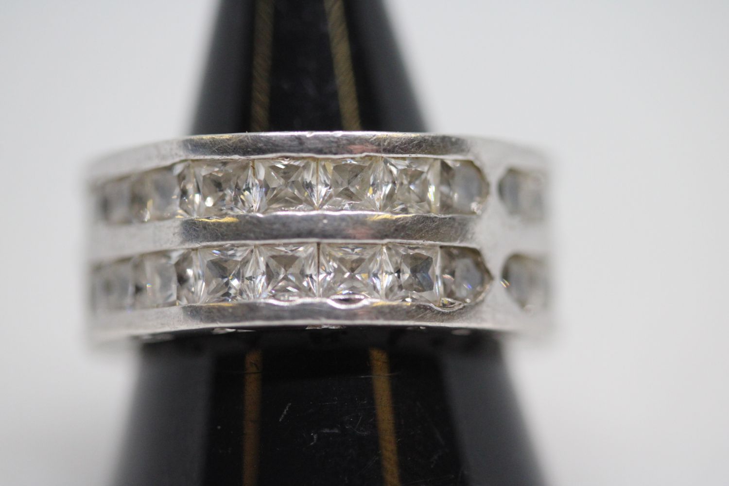 LIVE General Auction  - Jewellery, Watches, Glass, Ceramics & collectables - Bolton Auction Rooms