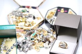 Collection of costume jewellery earrings & others