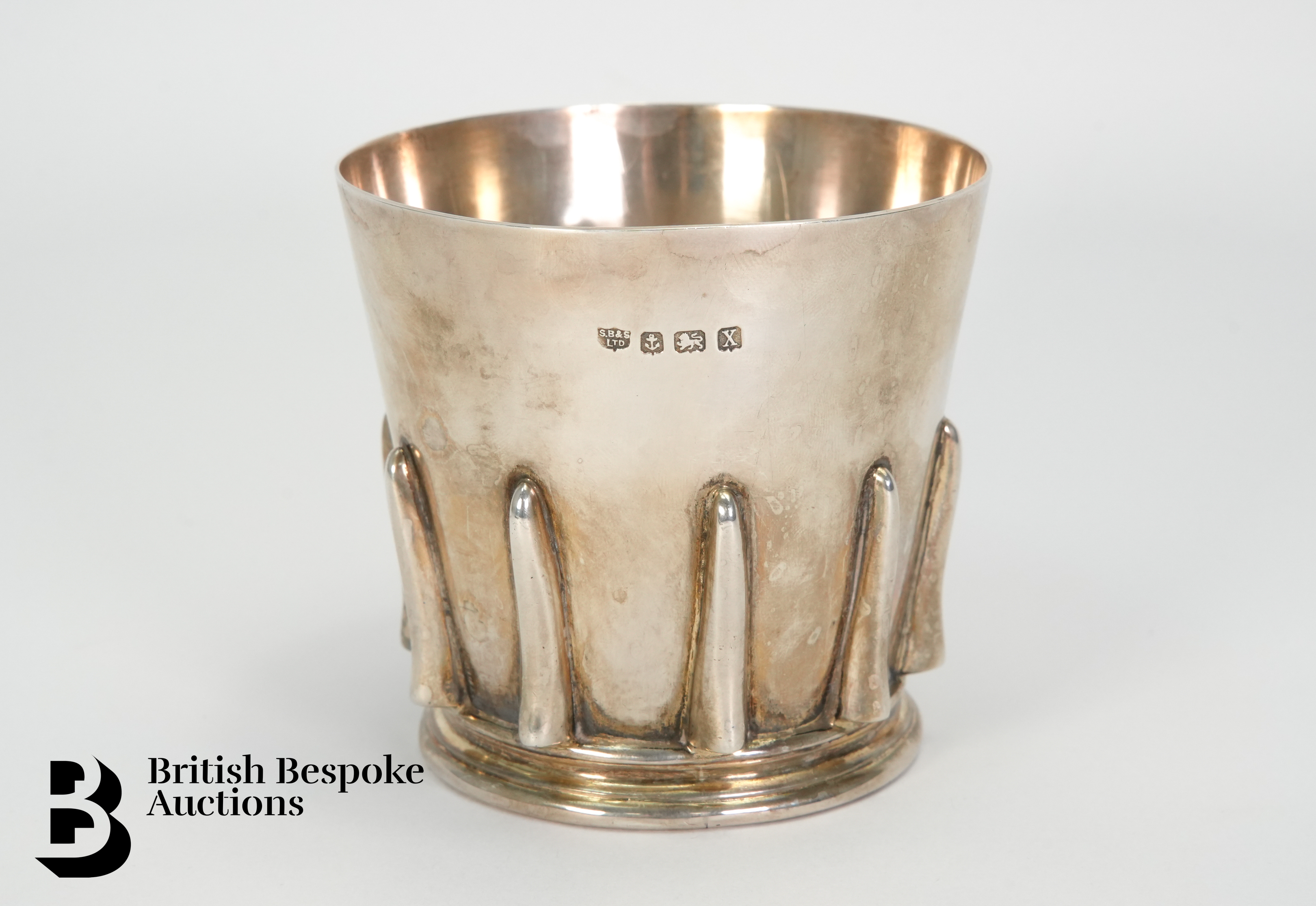 George V Reproduction of Beaker - Image 2 of 4
