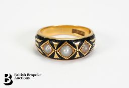 18ct Gold Mourning Ring