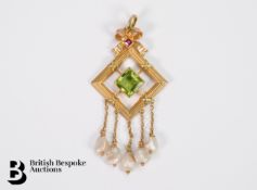 15ct Gold and Peridot Pendant