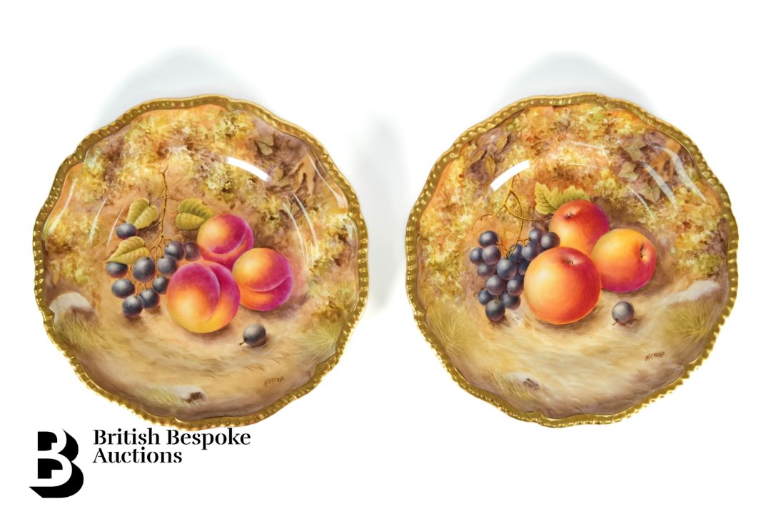 Royal Worcester Fallen Fruit Cabinet Plates - Image 1 of 11