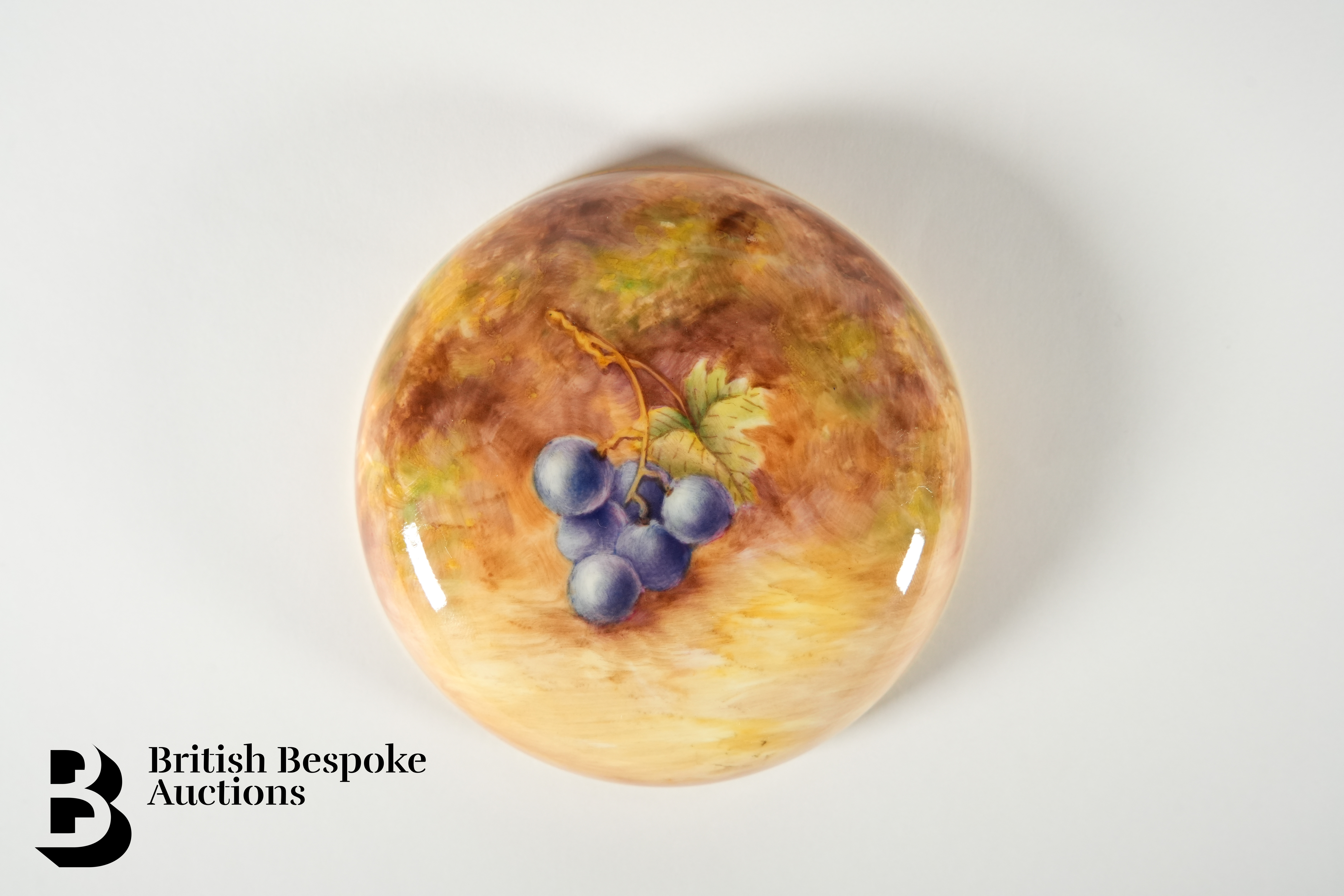 Royal Worcester Fallen Fruit Ginger Jar and Cover - Image 8 of 10