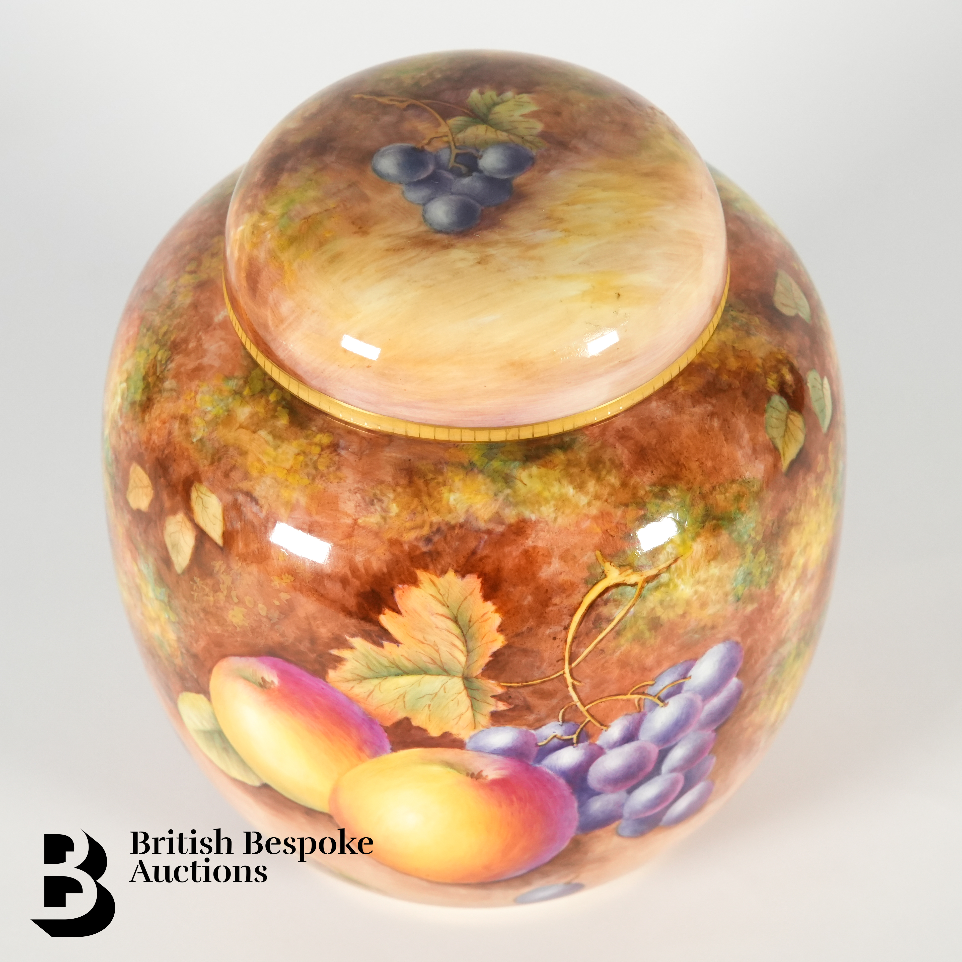 Royal Worcester Fallen Fruit Ginger Jar and Cover - Image 9 of 10