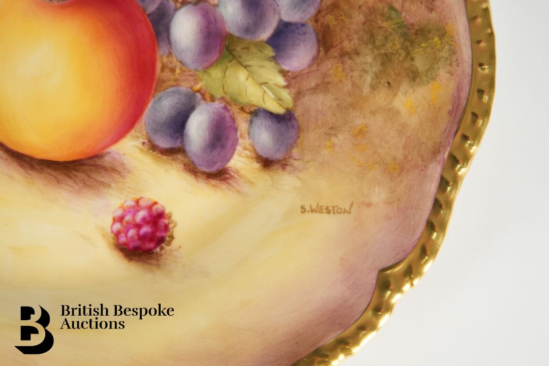 Royal Worcester Fallen Fruit Cabinet Plates - Image 10 of 12