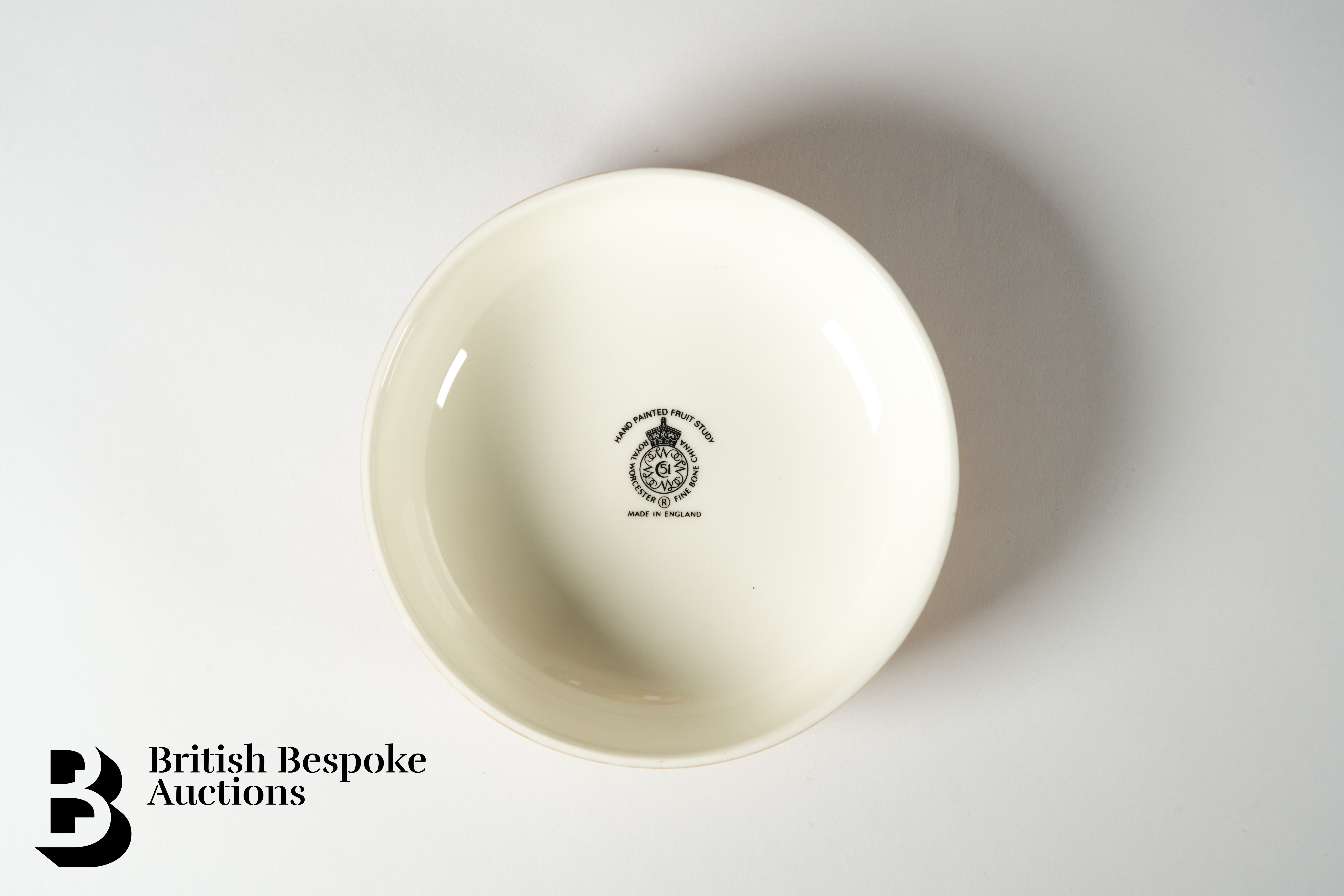 Royal Worcester Fallen Fruit Ginger Jar and Cover - Image 7 of 10